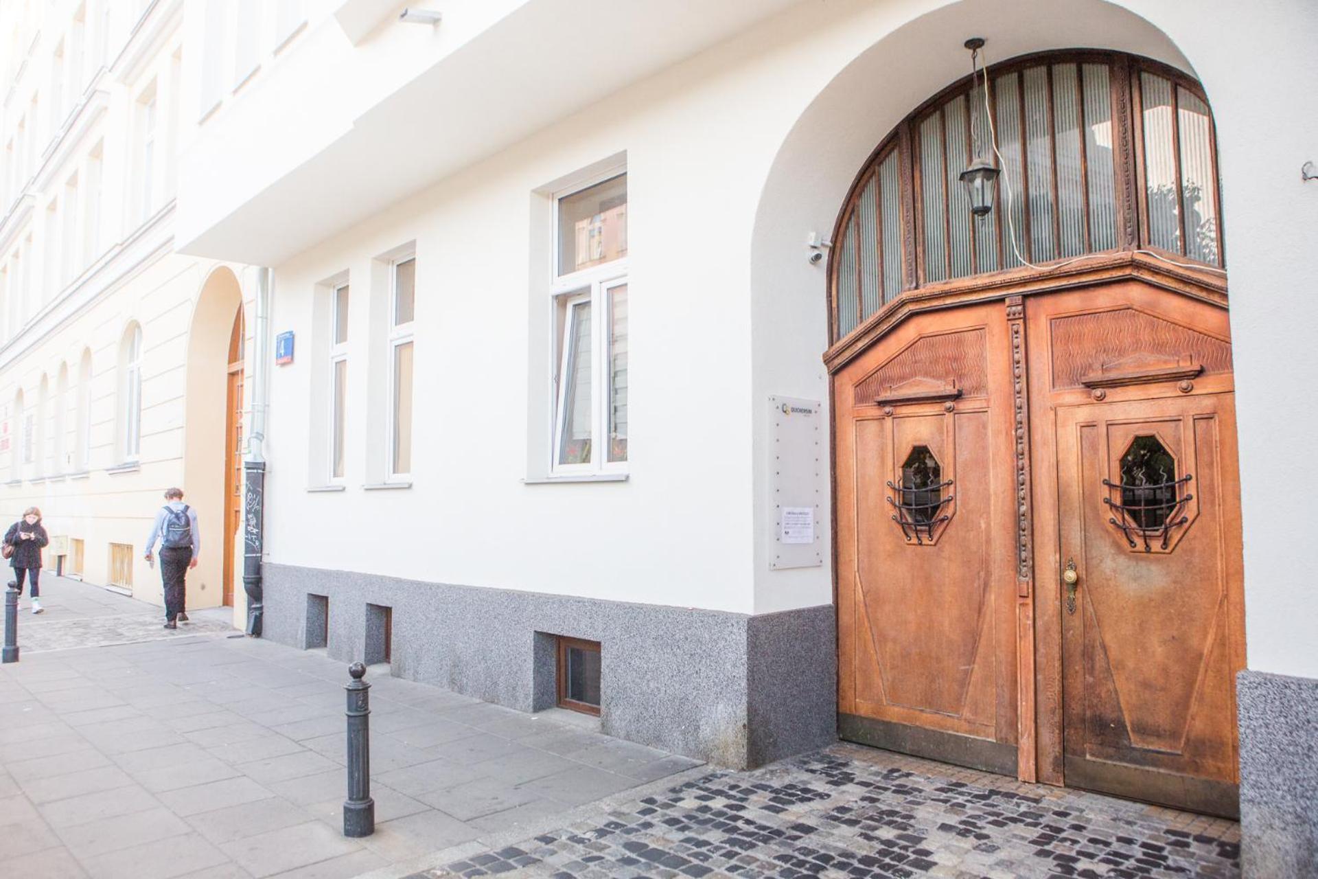 Oomph Vintage 2Br Gem Steps From Politechnika Apartment Варшава Екстериор снимка